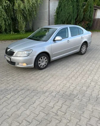 skoda octavia Skoda Octavia cena 18500 przebieg: 240308, rok produkcji 2009 z Koluszki